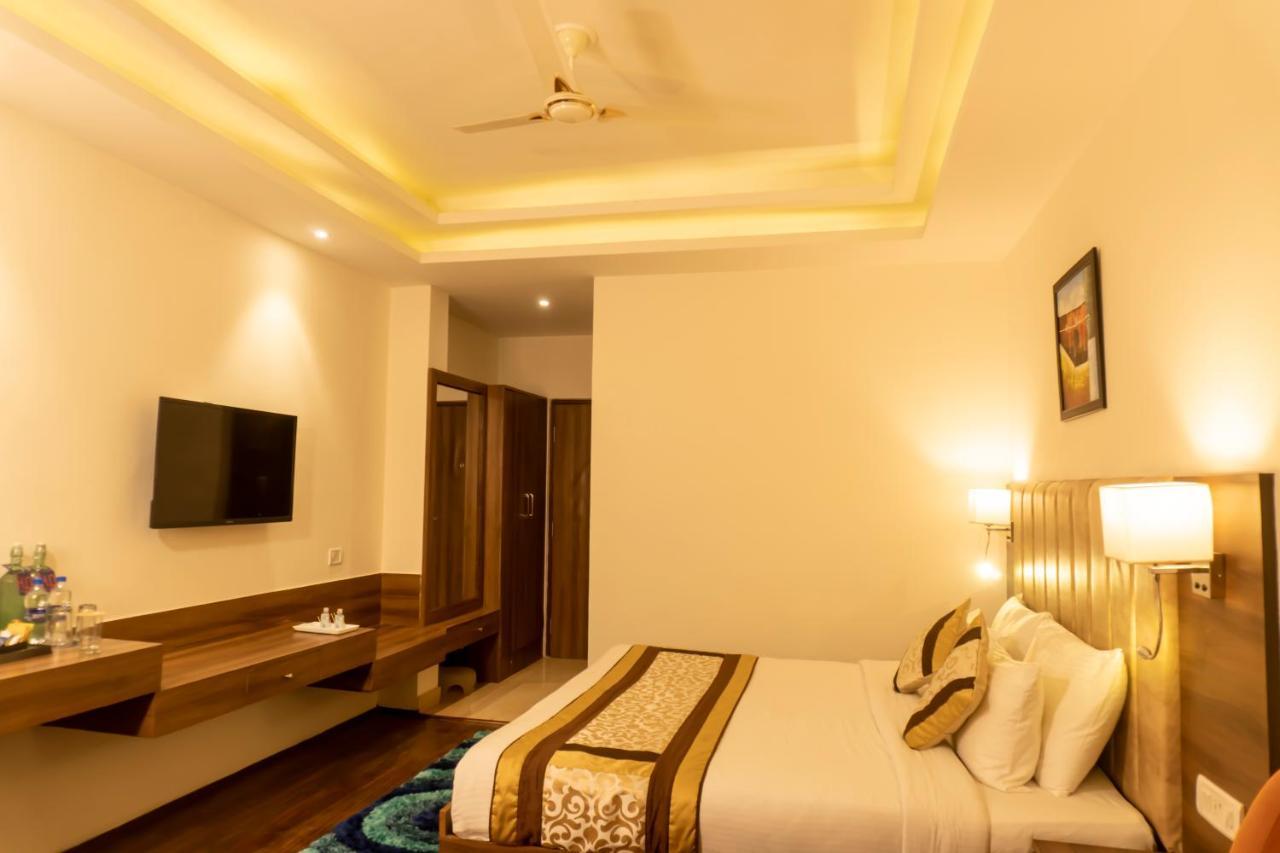 Hotel Avishi Greens Manali  Exterior photo